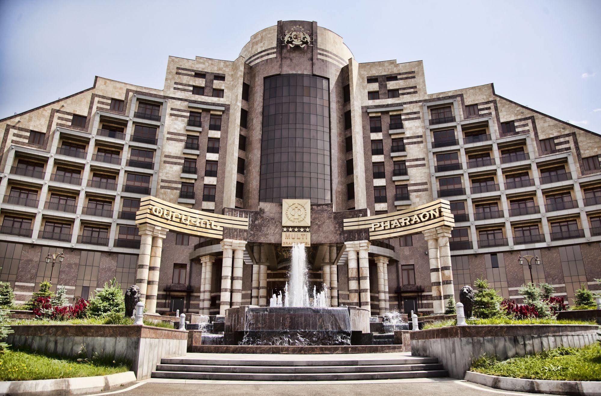 Multi Grand Pharaon Hotel Ptghni Dış mekan fotoğraf