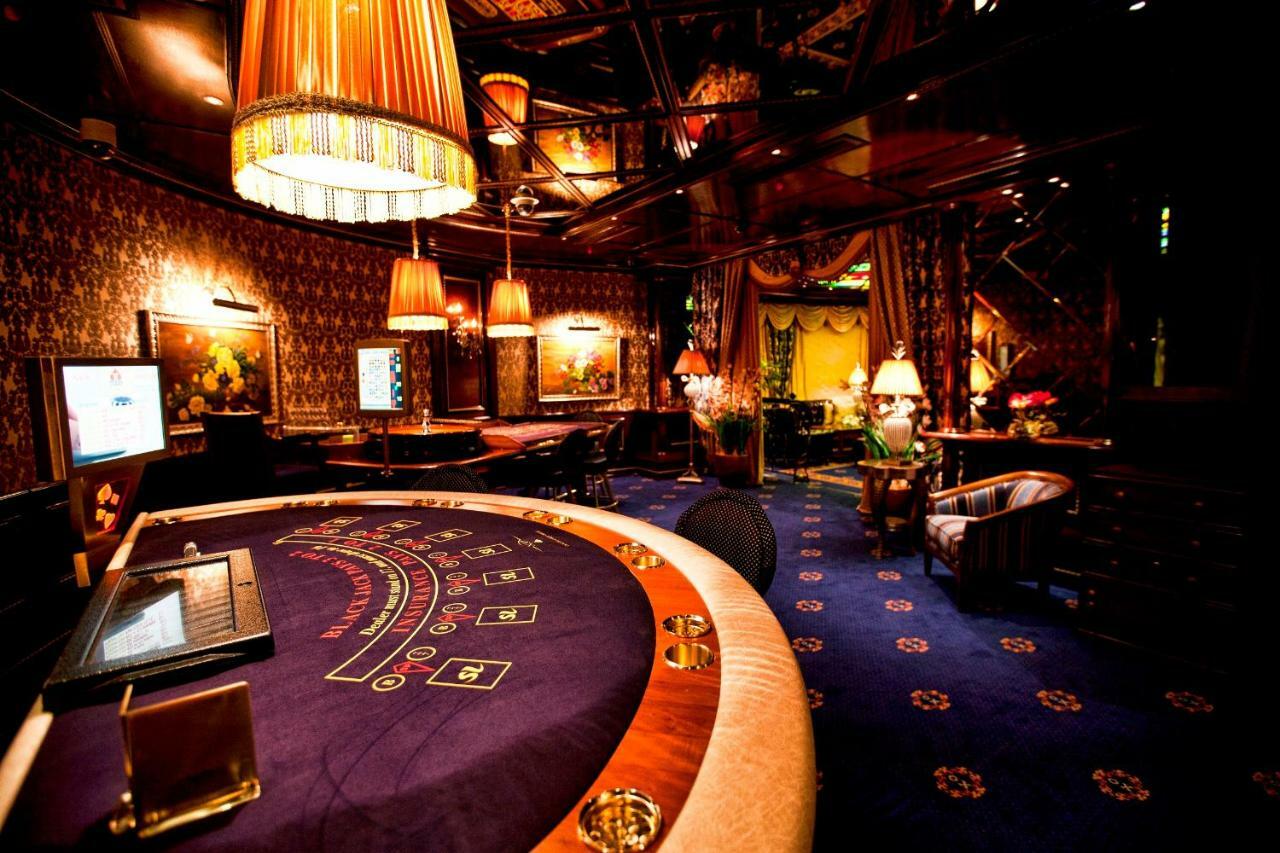 Multi Grand Pharaon Hotel Ptghni Dış mekan fotoğraf