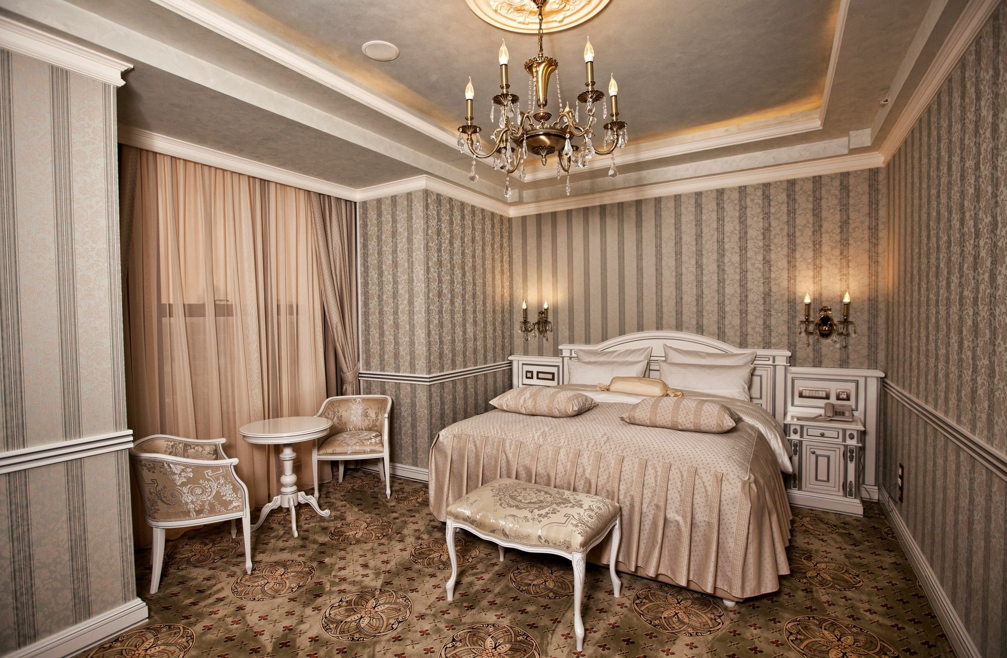 Multi Grand Pharaon Hotel Ptghni Dış mekan fotoğraf